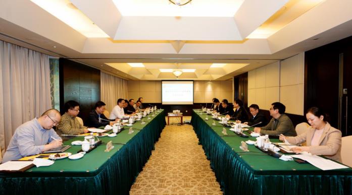 集团党委书记、董事长任丁会见重庆尊龙凯时集团董事长乔昌志一行