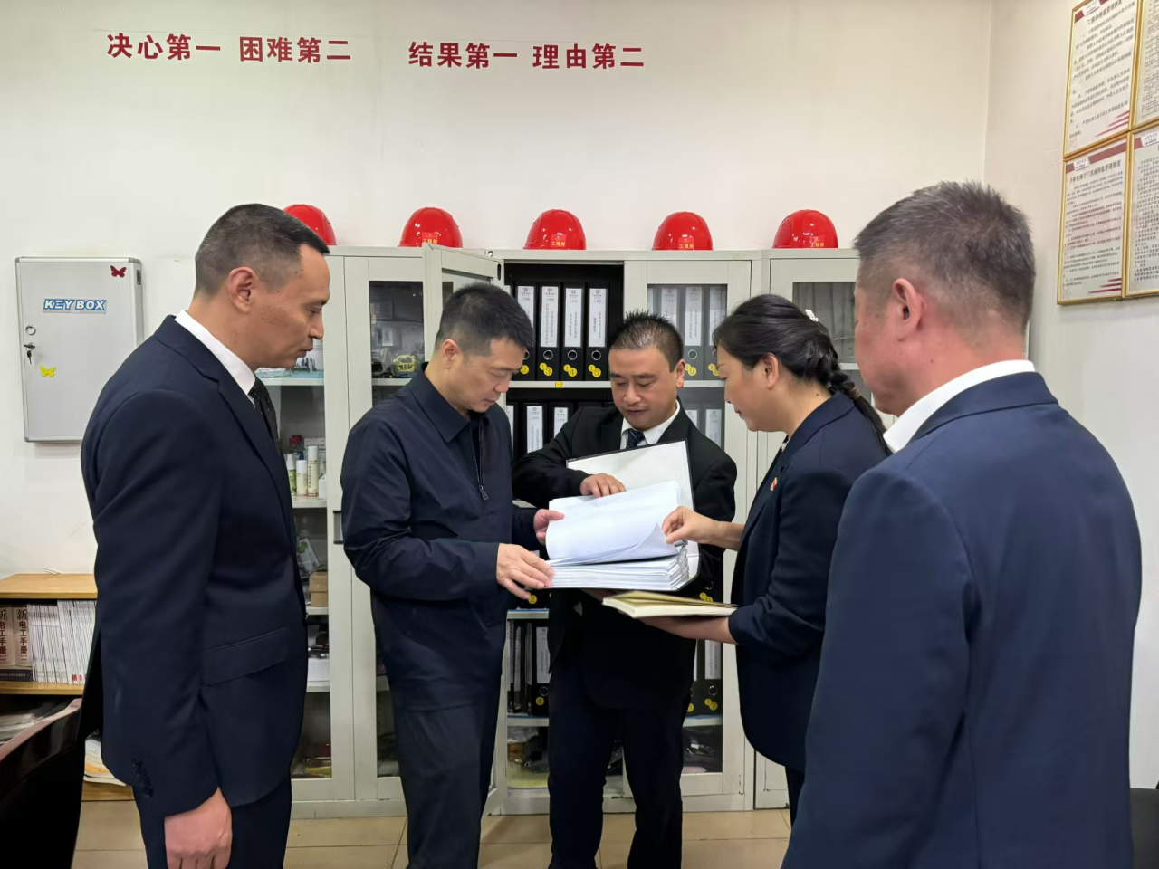 省尊龙凯时集团党委书记、董事长游勇国庆节期间调研督导旗下酒店经营及安全生产工作